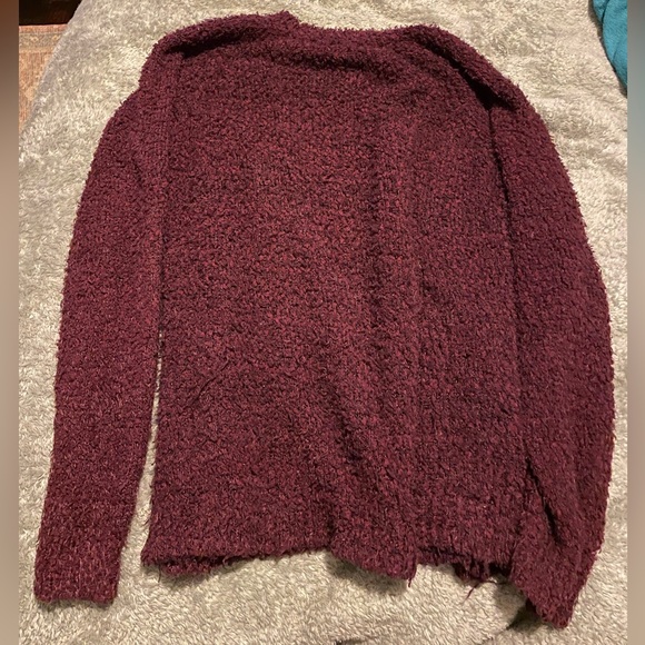 Lauren Conrad Sweater - Picture 4 of 5